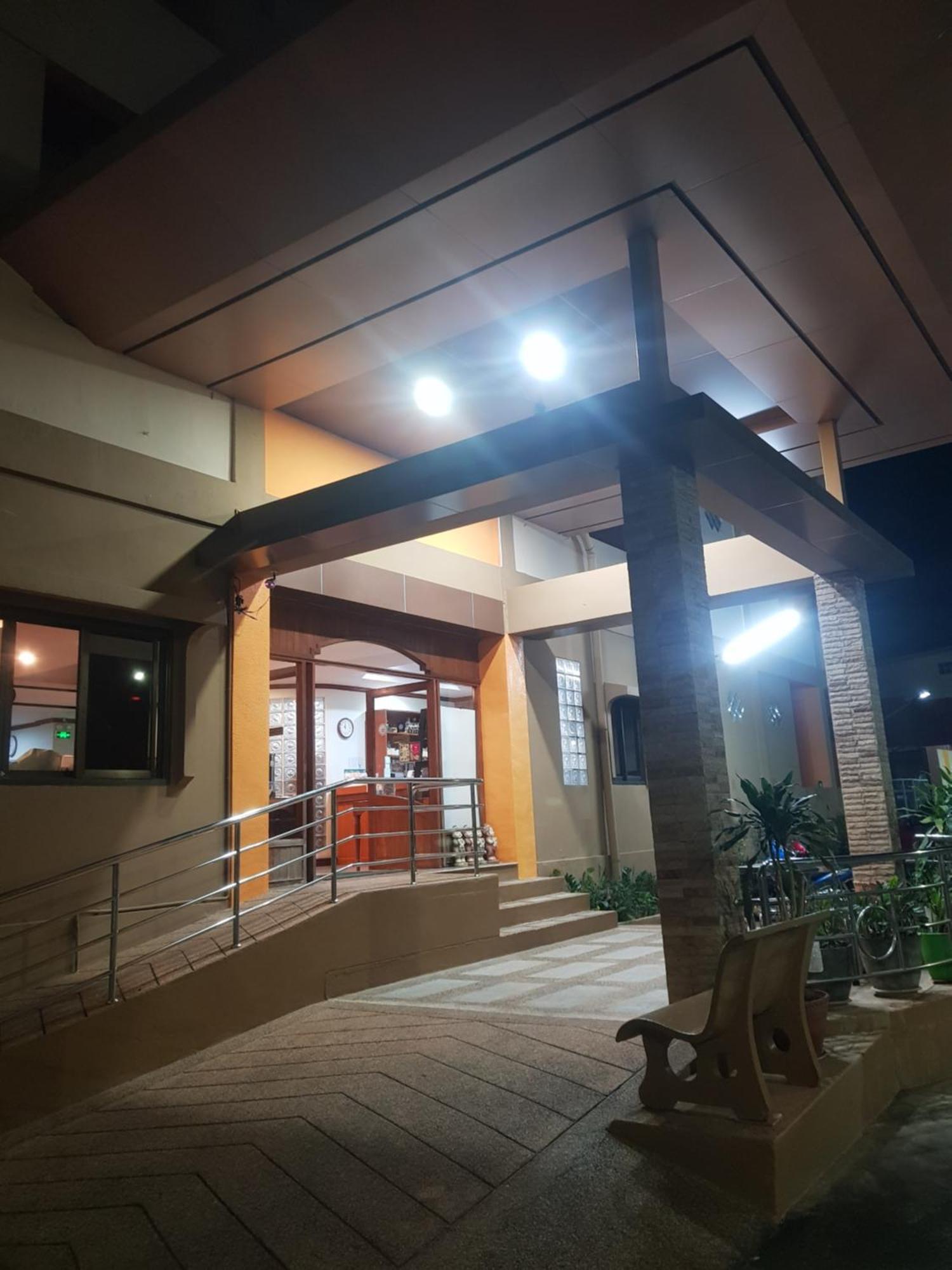 Sp Residence Nakhon Phanom Buitenkant foto