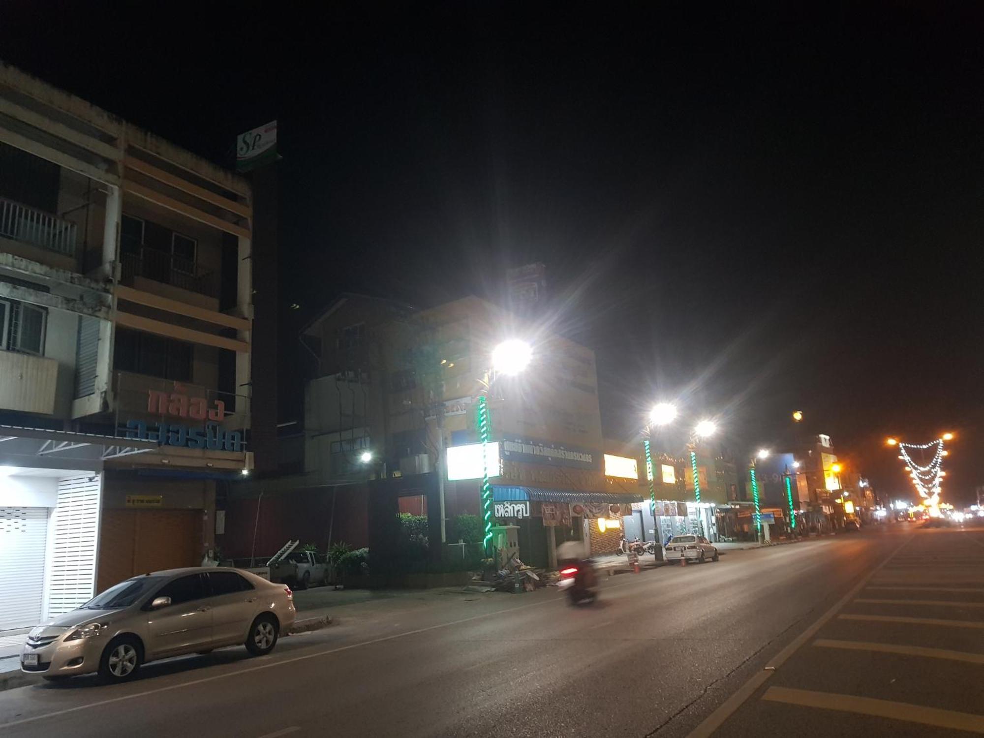 Sp Residence Nakhon Phanom Buitenkant foto