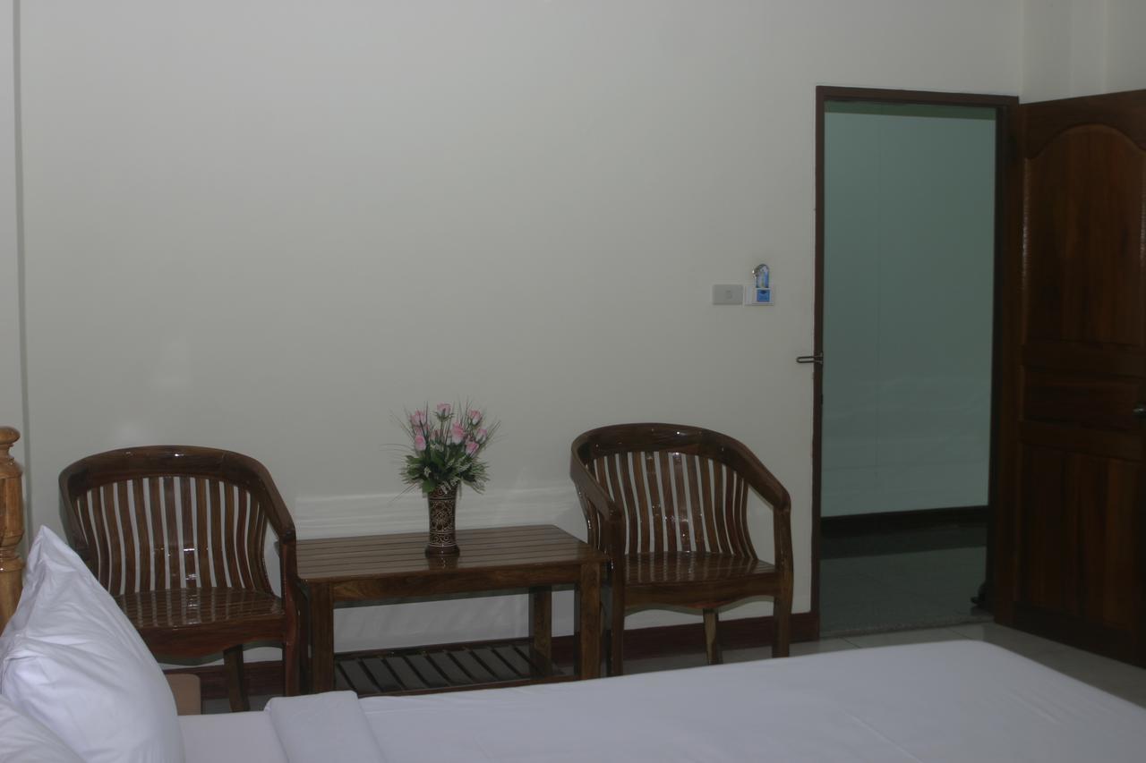 Sp Residence Nakhon Phanom Buitenkant foto