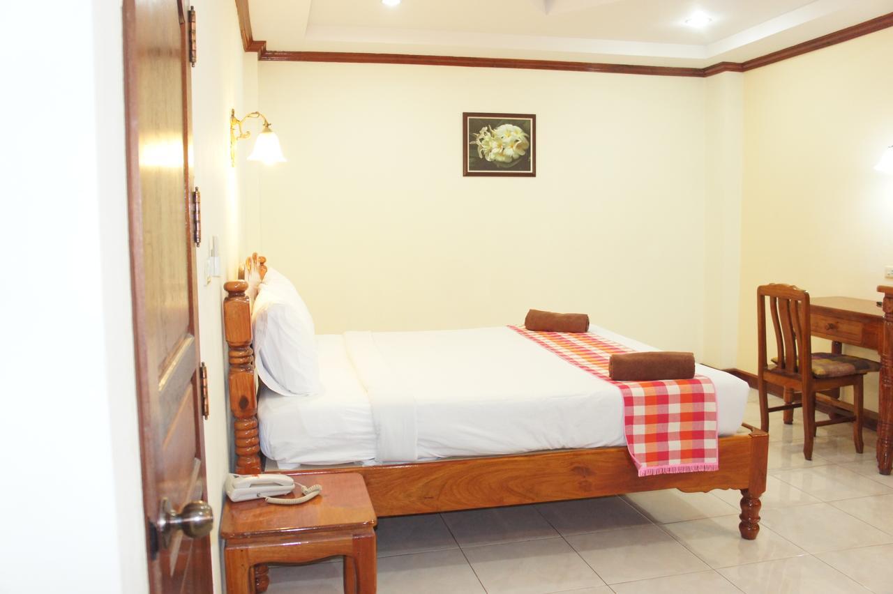 Sp Residence Nakhon Phanom Buitenkant foto