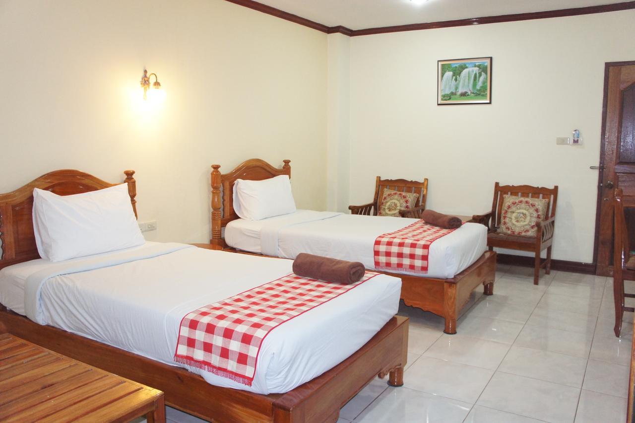 Sp Residence Nakhon Phanom Buitenkant foto