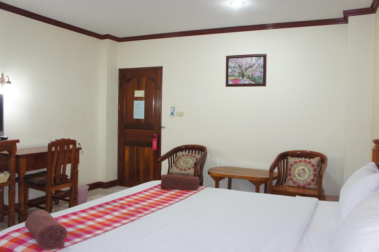 Sp Residence Nakhon Phanom Buitenkant foto