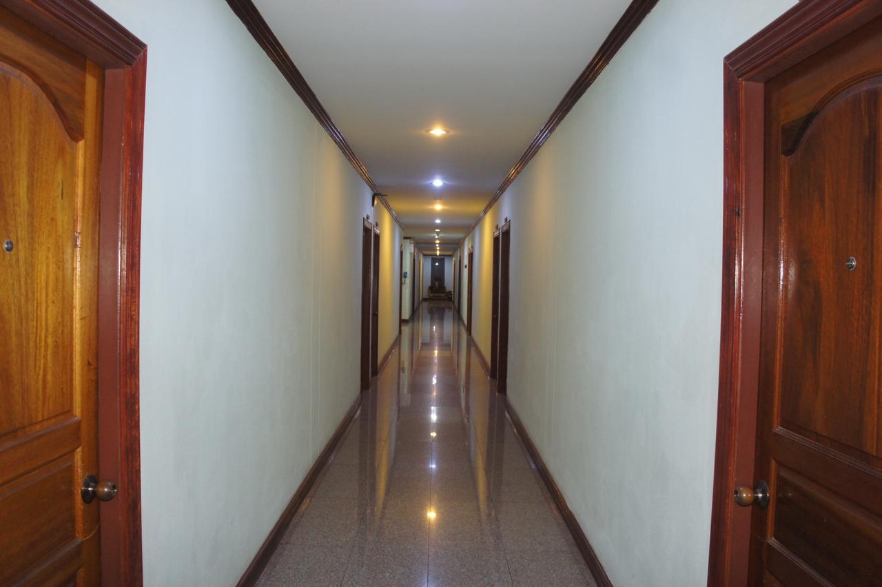Sp Residence Nakhon Phanom Buitenkant foto